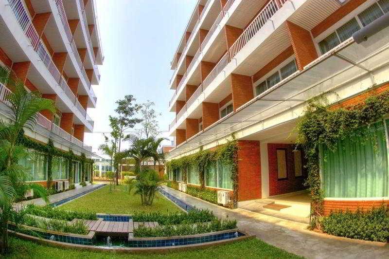 B2 Resort Chiang Mai Buitenkant foto